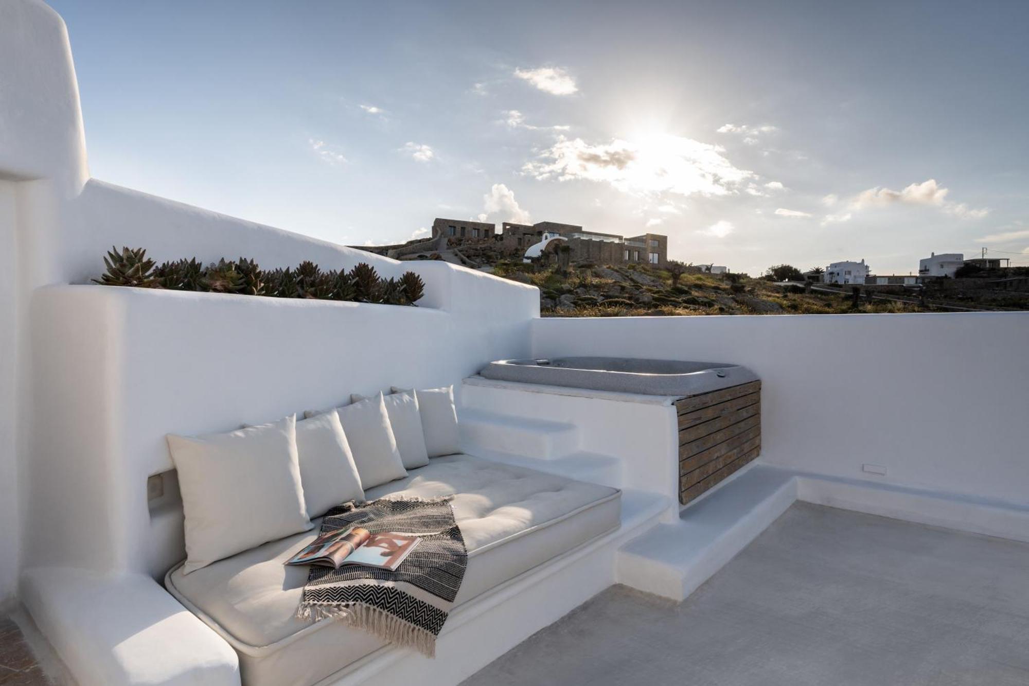 White Stone Mykonos Hotel Agios Ioannis Diakoftis Ngoại thất bức ảnh