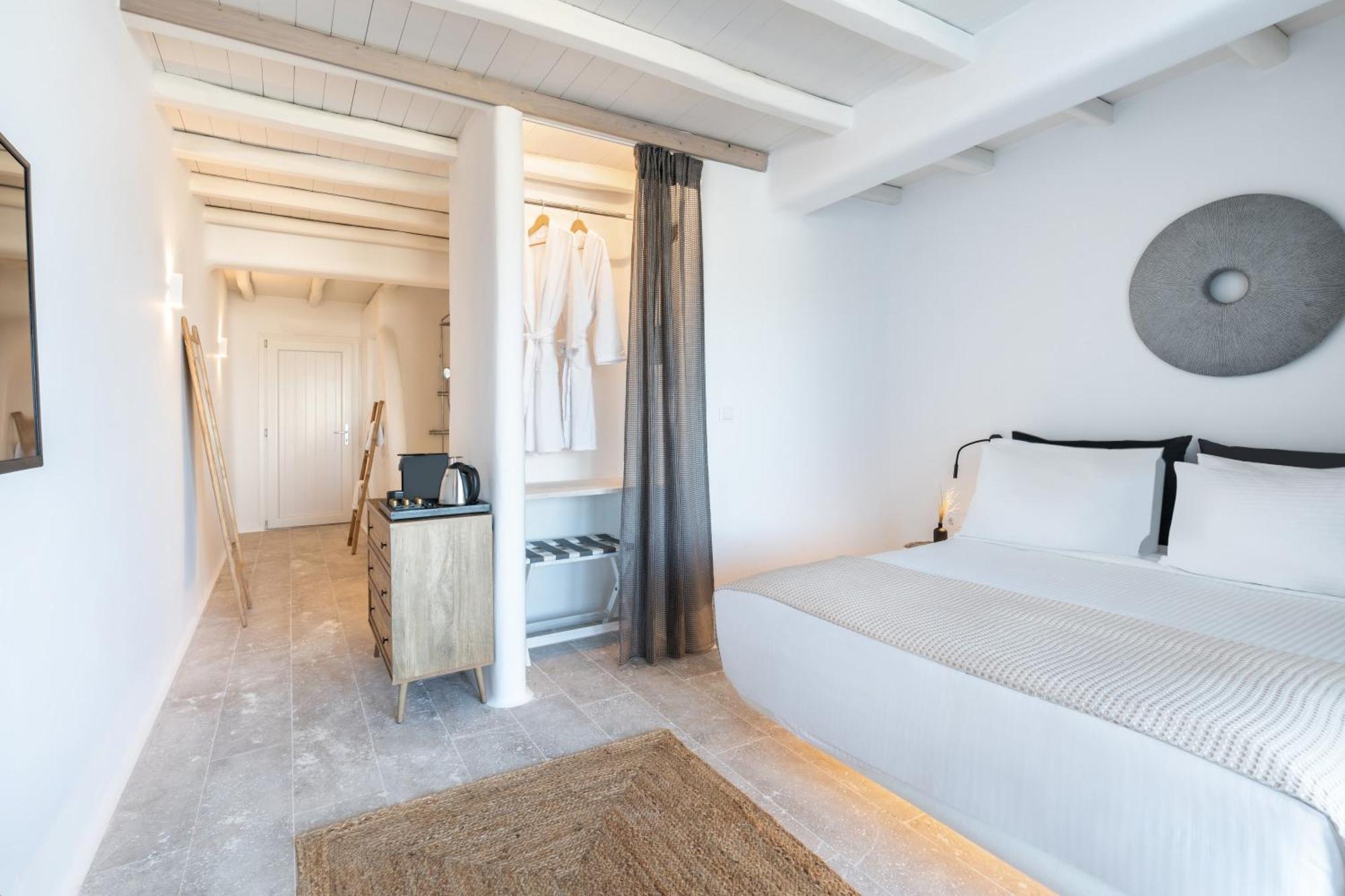 White Stone Mykonos Hotel Agios Ioannis Diakoftis Ngoại thất bức ảnh
